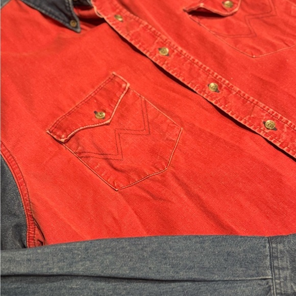 Wrangler Vintage 90s Denim Western Shirt Men’s Size 16.5-36 Two Tone Long Sleeve - Picture 2 of 4